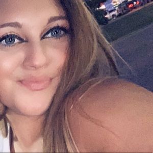 Meet your Posher, Chasity